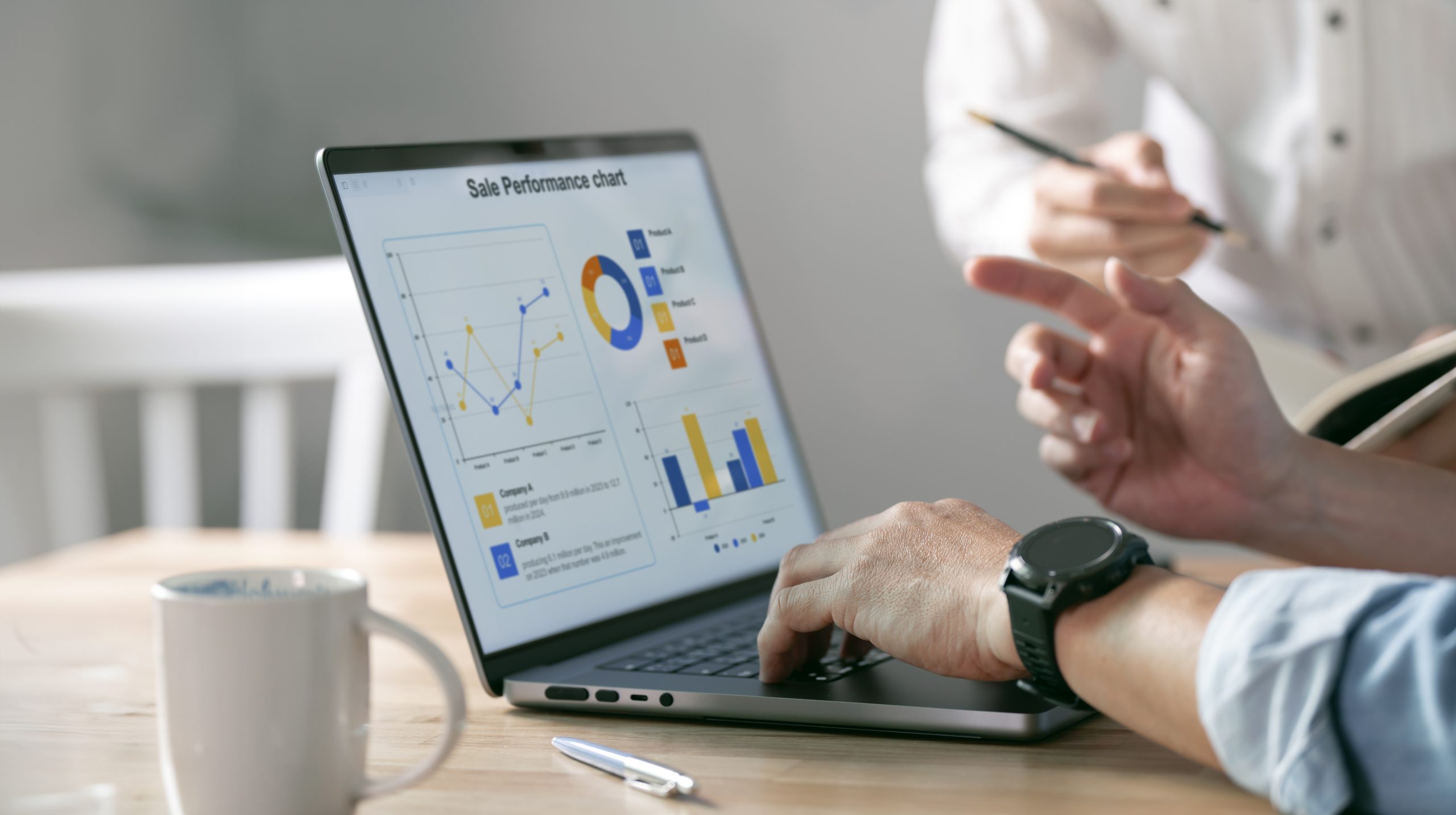 Business man Consulting meeting and brainstorming new business p website sales metrics